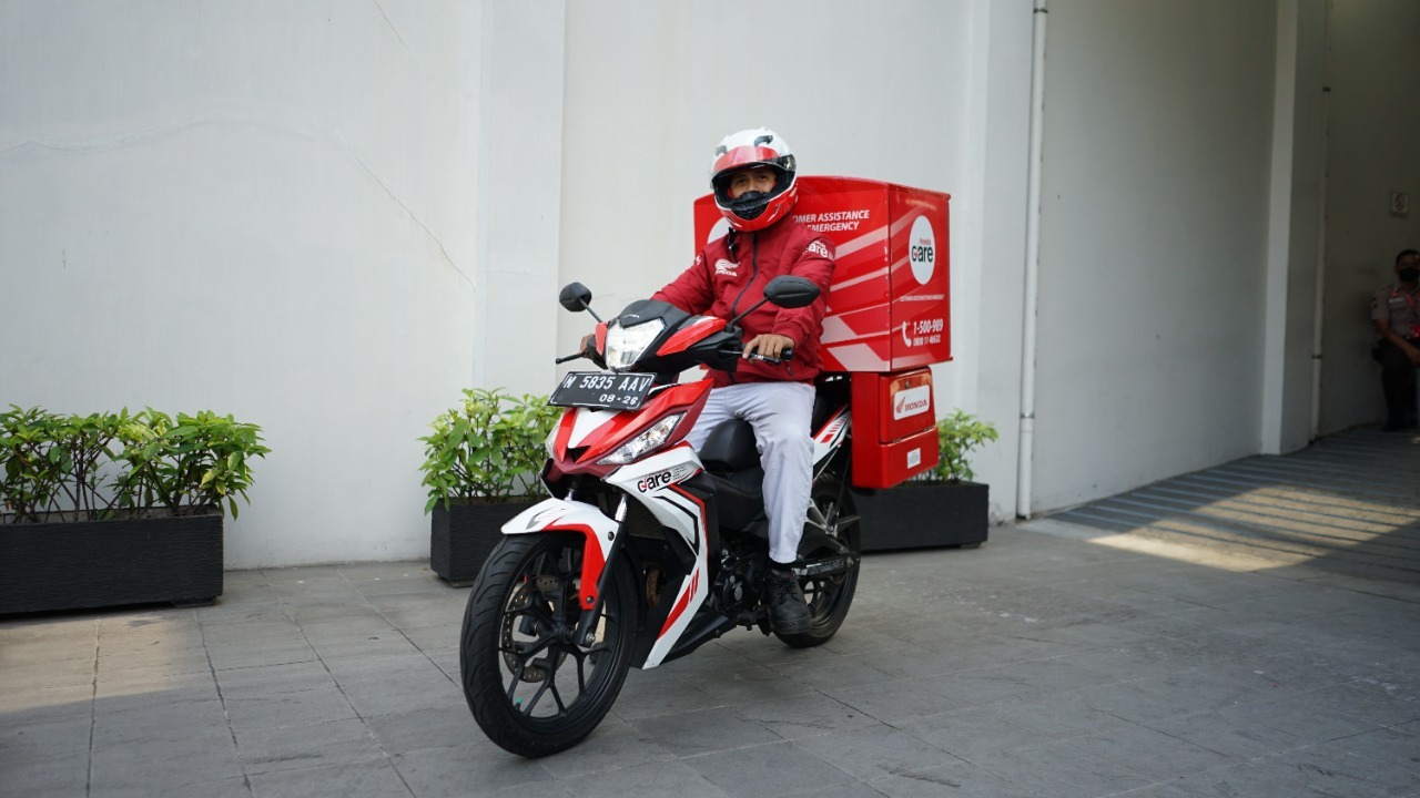 65 Armada Honda Care Hadirkan Rasa Aman Berkendara Saat Hujan